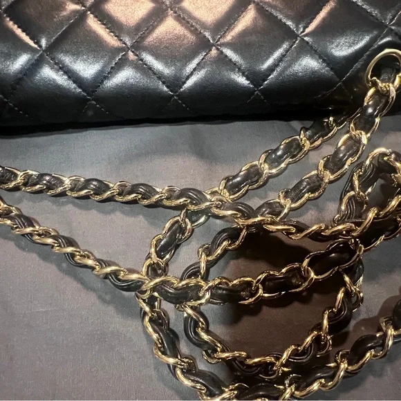 Chanel Lambskin Quilted Maxi Single Flap - Picture 14 of 17